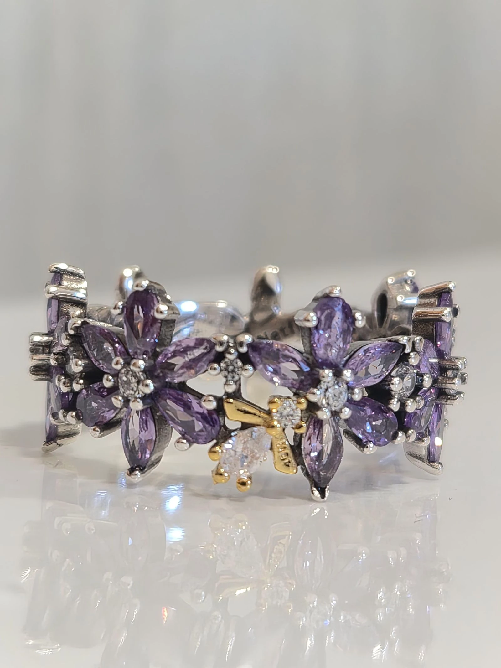 Original Pandora Bridgerton Bee and Herbarium ring – photo 4